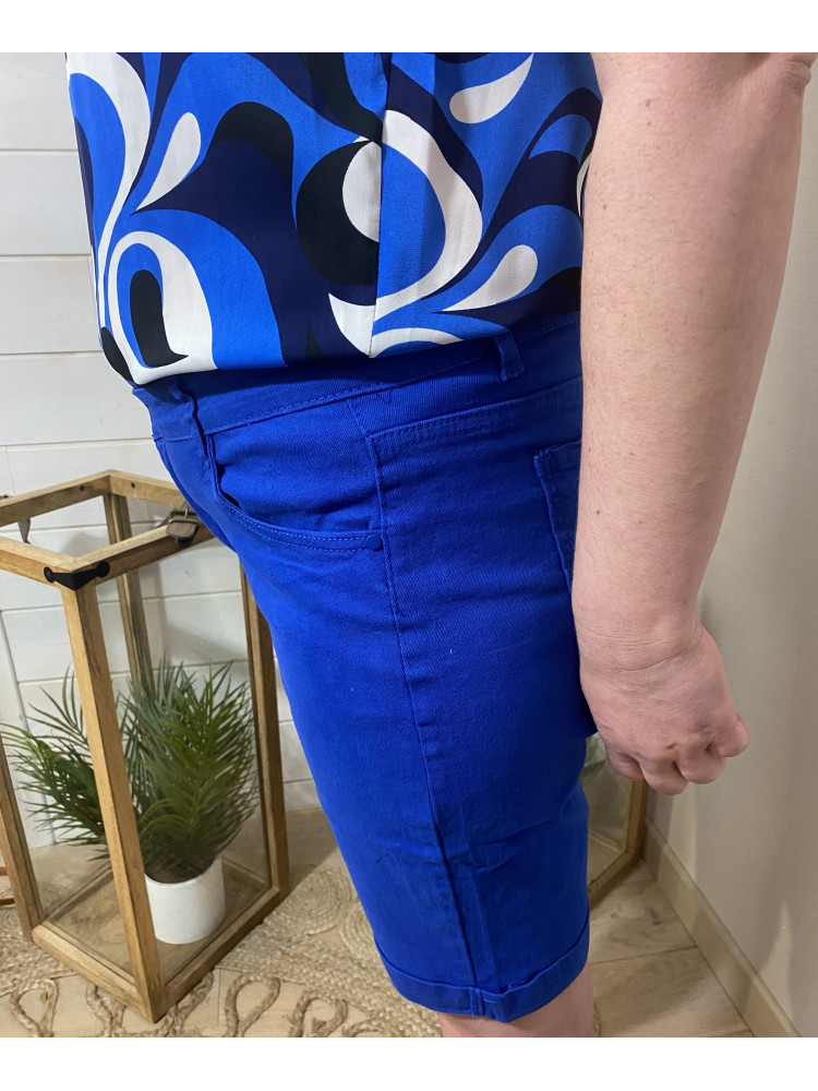 Short bleu roi :) 