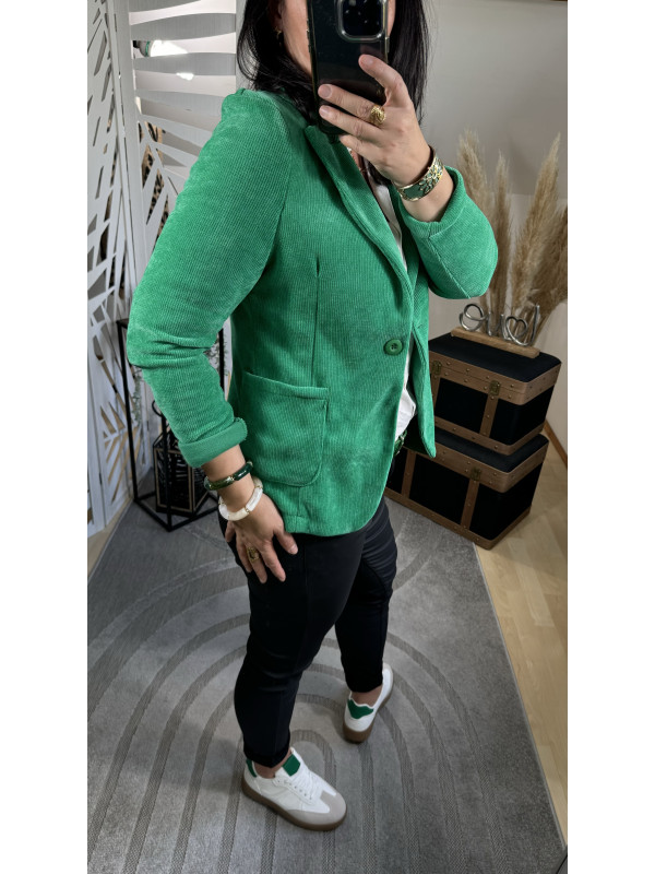 Allegra Verte:)) 