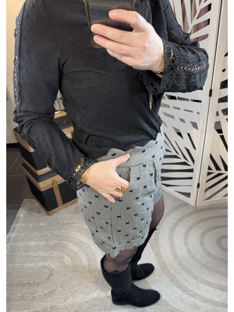 Short Noeud Gris  :) 