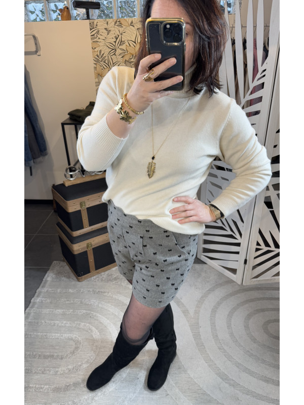 Short Noeud Gris  :) 