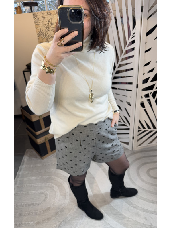 Short Noeud Gris  :) 