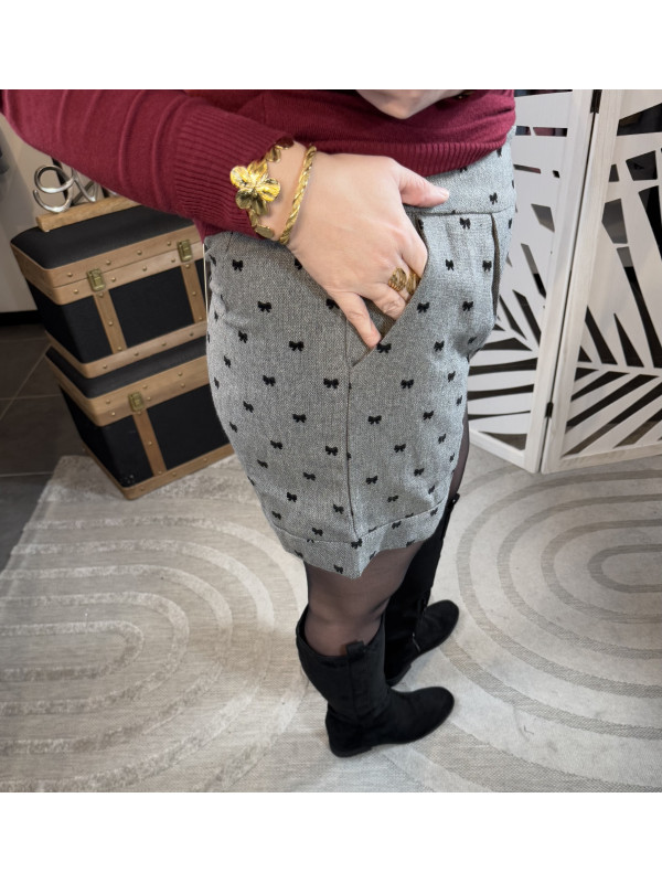 Short Noeud Gris  :) 
