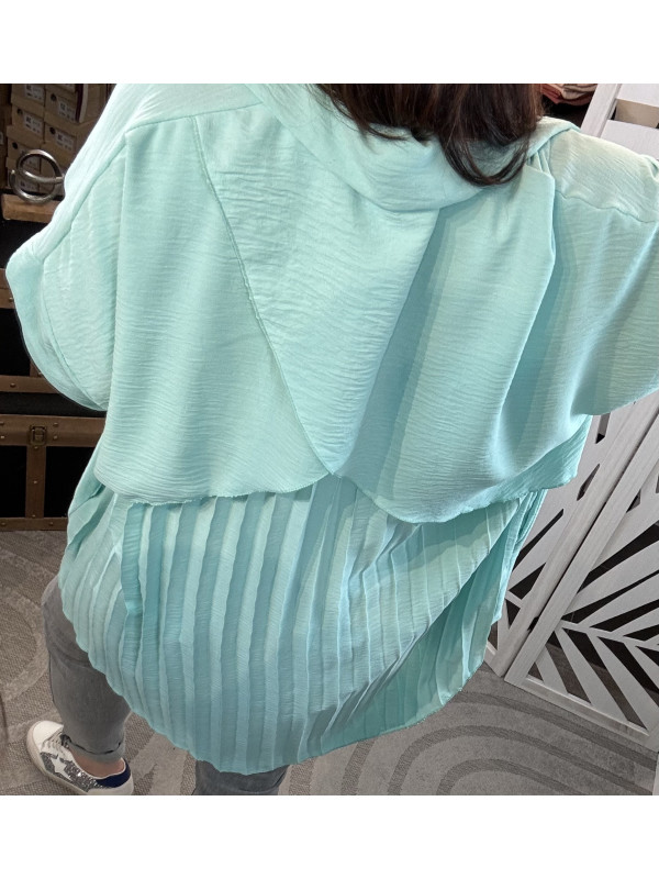 Chemise plissée :)) 