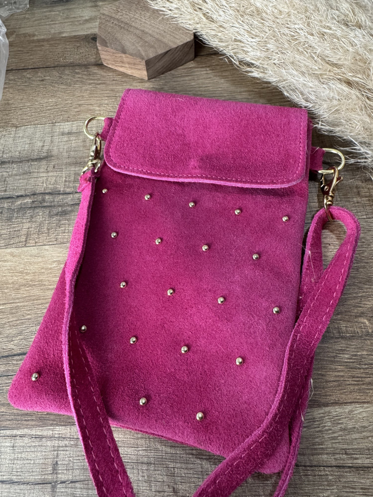 Pochette Téléphone cloutée 