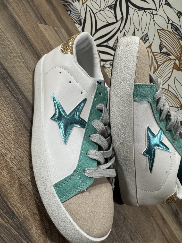 Sneakers Turquoise :)) 
