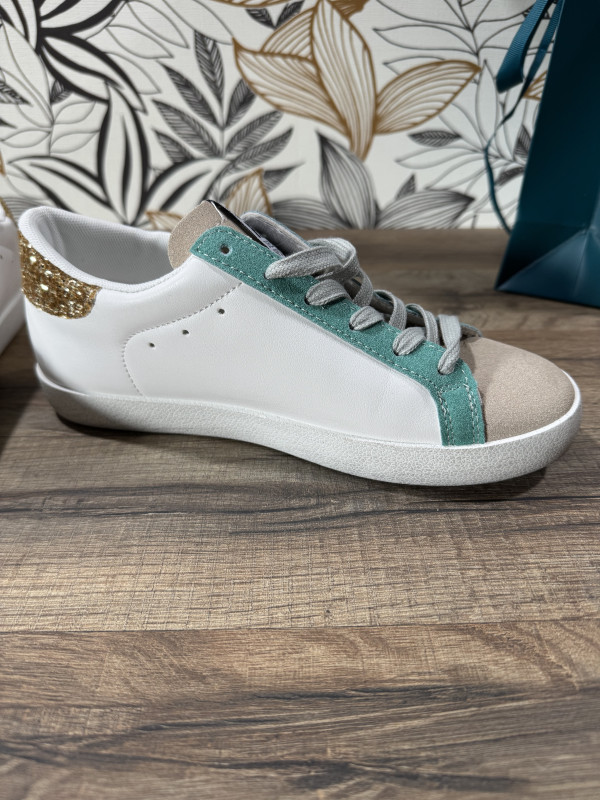 Sneakers Turquoise :)) 
