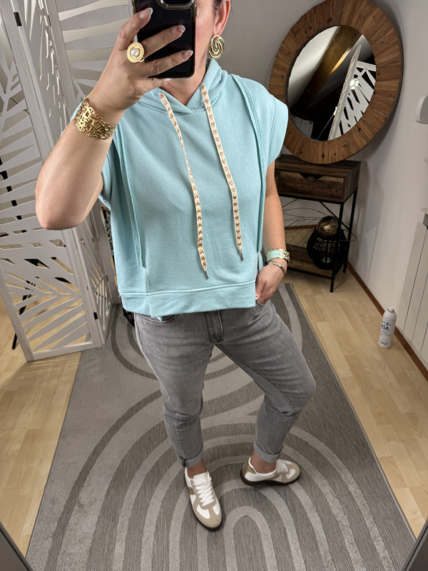 Sweat-shirt sans manche :)) 
