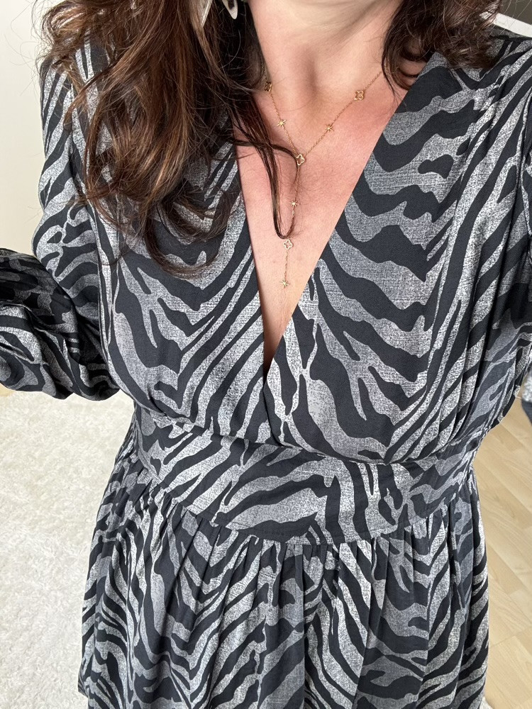 Robe courte imprimé zèbre Zou :)) 