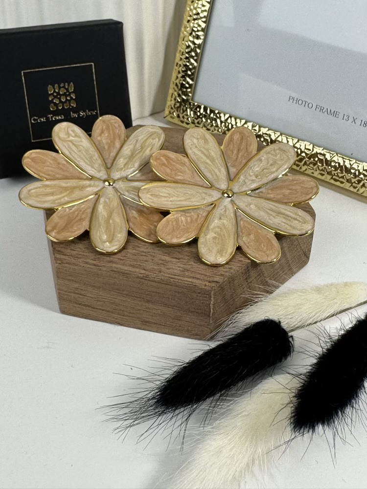 Bo Fleurs Beige :)) 