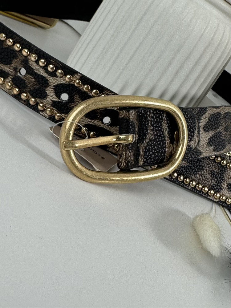 Ceinture léopard clous ** 