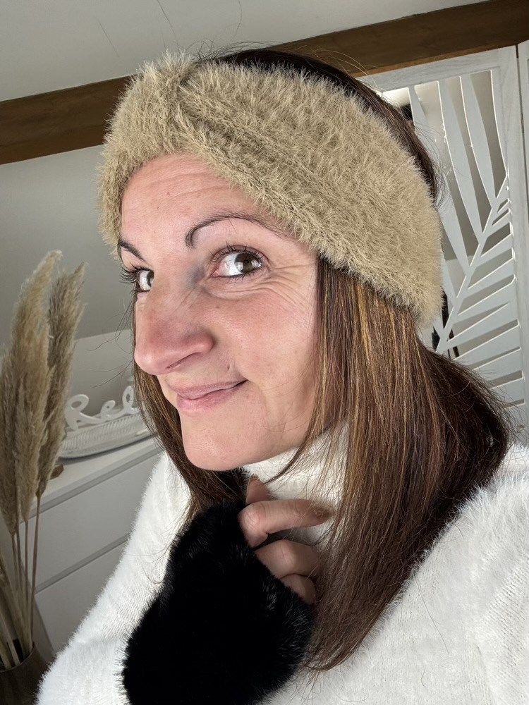 Bandeau pilou Taupe :)) 