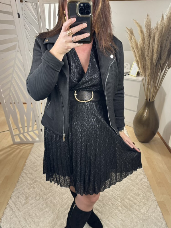 Robe noire irisée Carry :) 