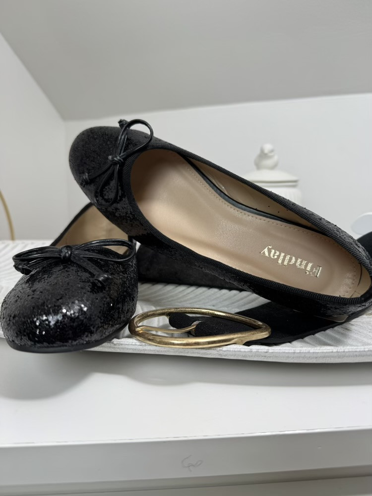 Ballerines Noires :)) 