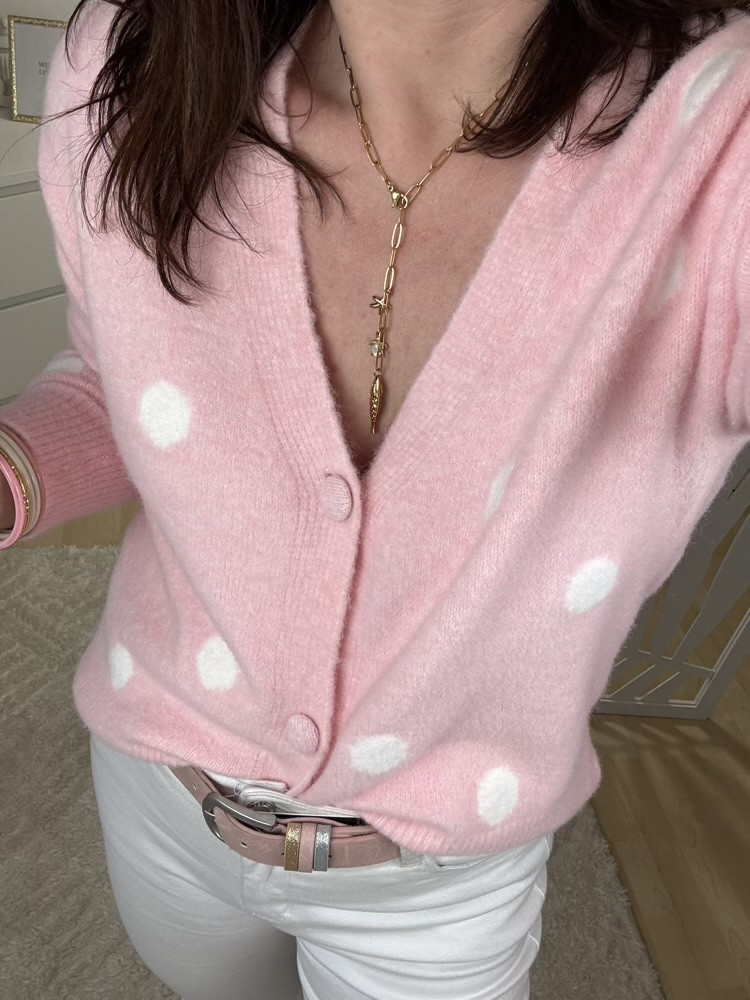 Cardigan rose à pois :) 