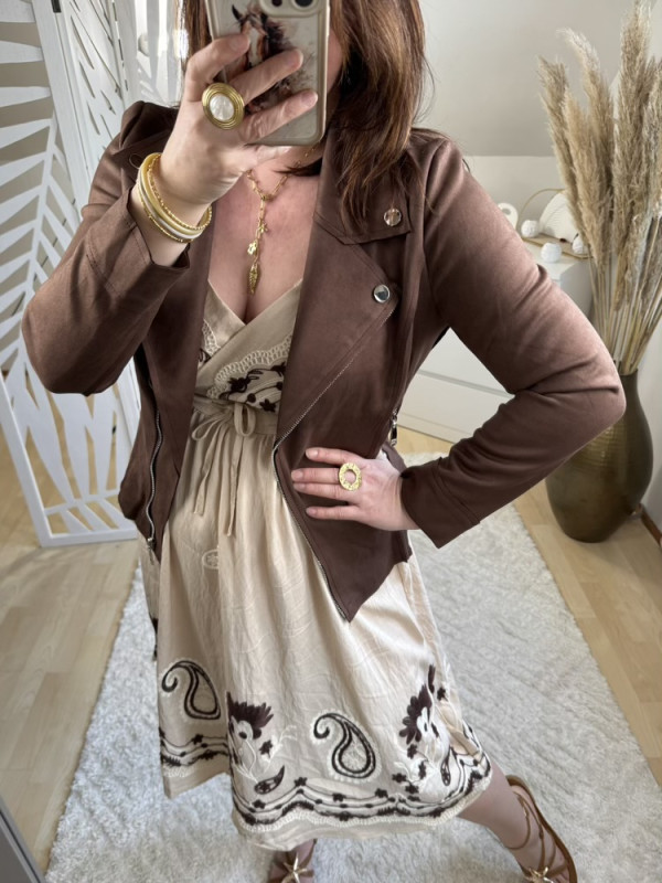 Robe courte brodée fines bretelles 