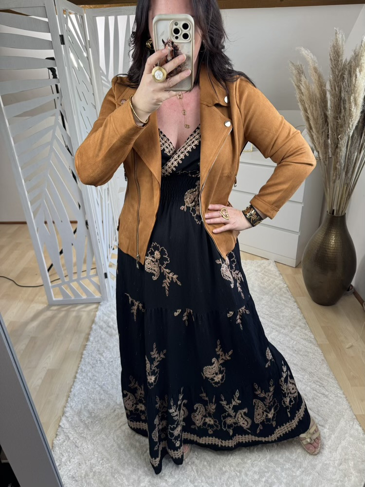 Robe longue brodée fines bretelles 