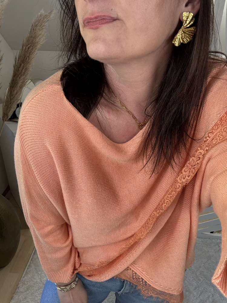 Pull croisé dentelle plusieurs coloris 