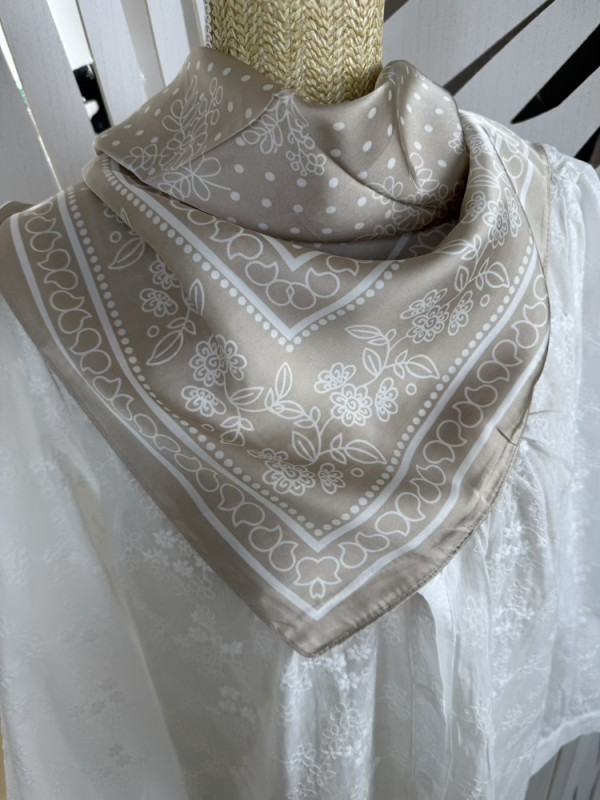 Foulard Chocolat ou Beige 