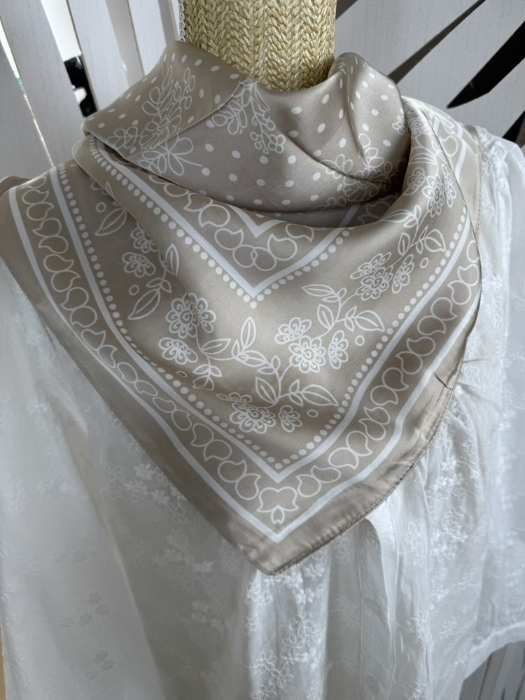 Foulard Chocolat ou Beige 