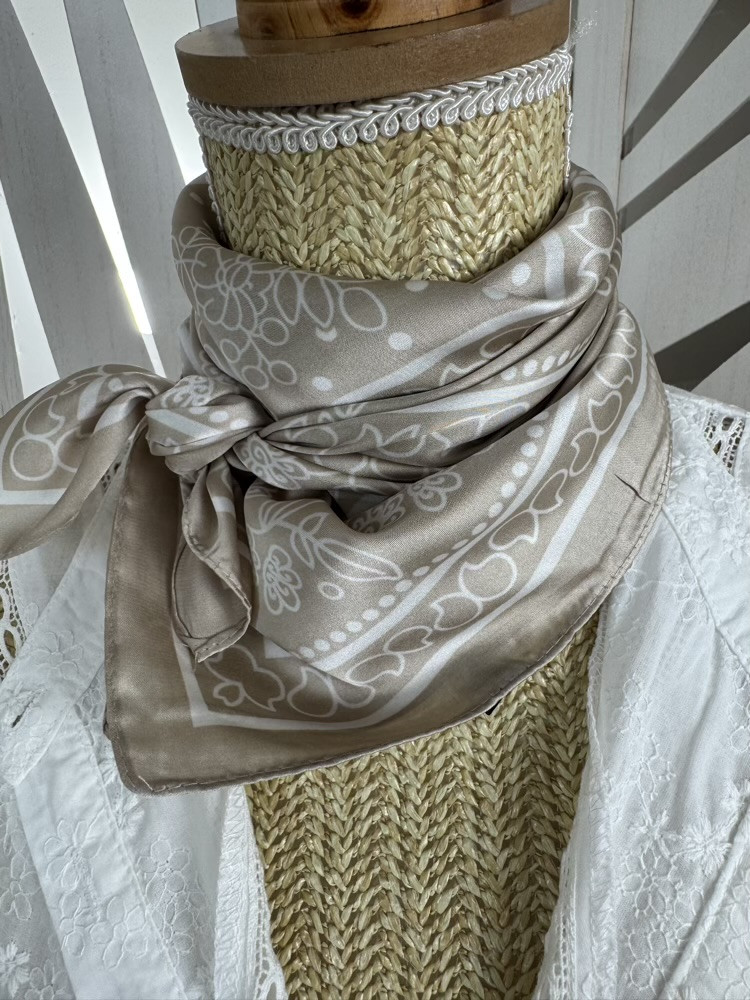 Foulard Chocolat ou Beige 