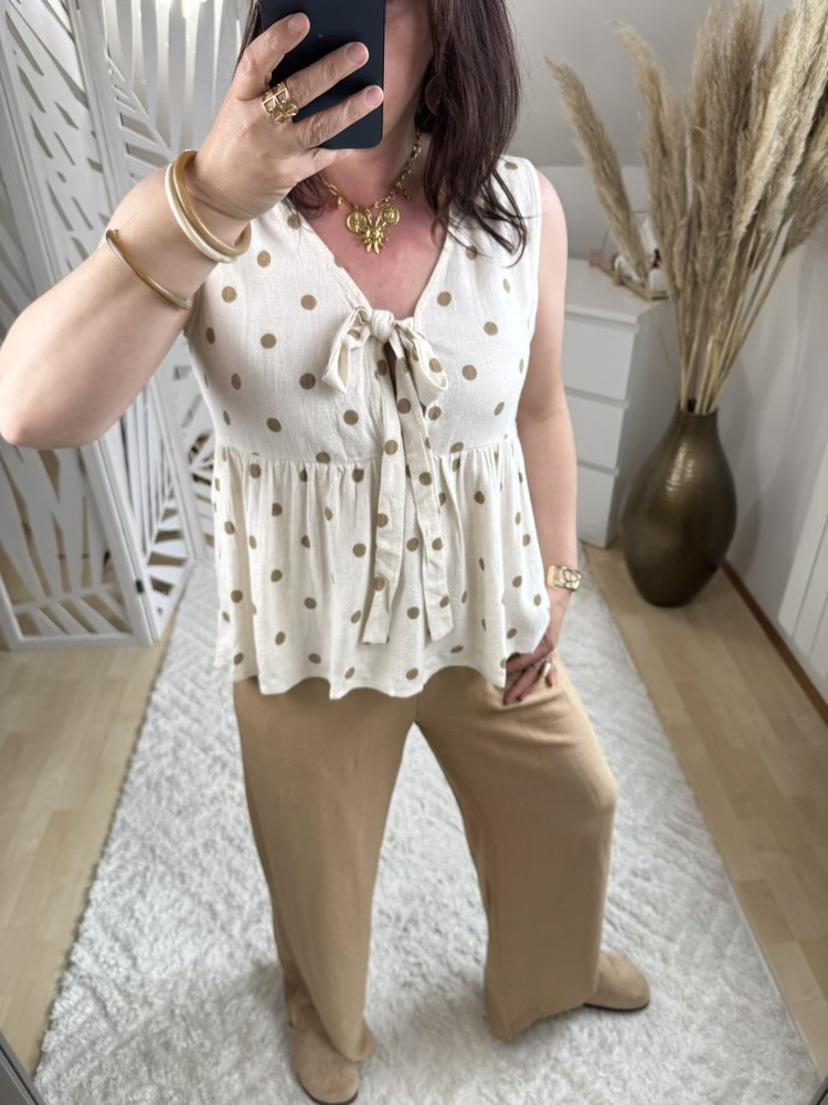 Blouse à pois beige et Camel :) 
