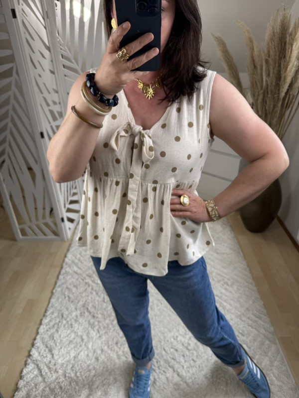 Blouse à pois beige et Camel :) 