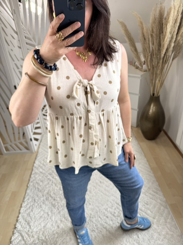 Blouse à pois beige et Camel :) 