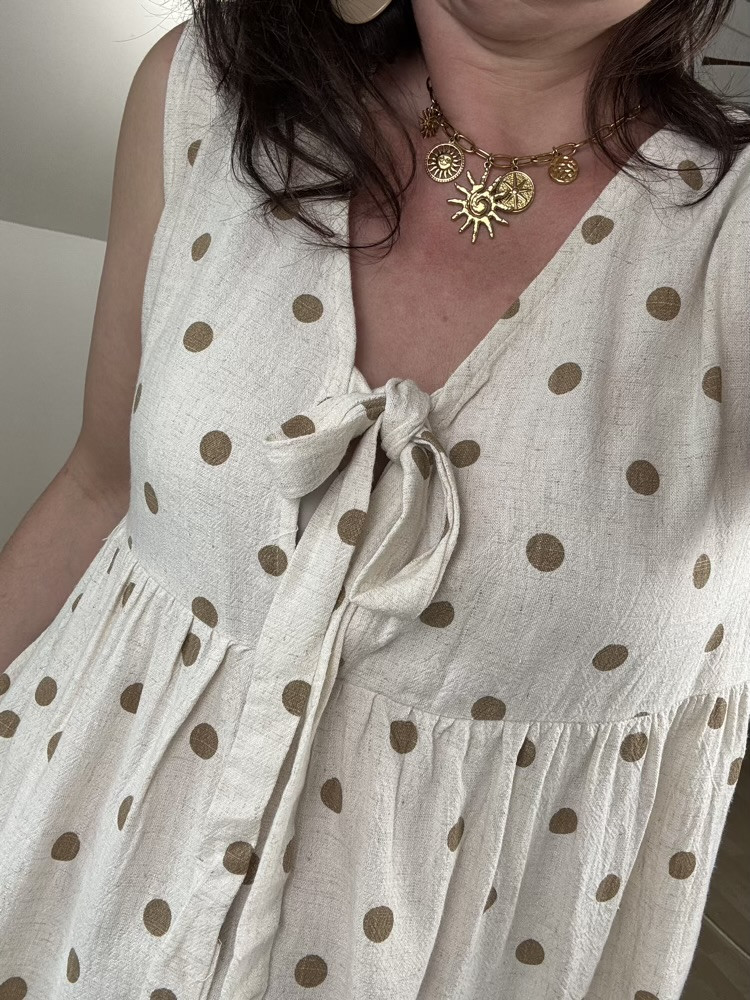 Blouse à pois beige et Camel :) 