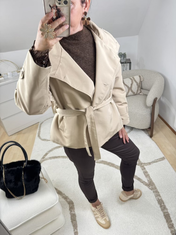 Trench court chocolat ou beige Col montant 
