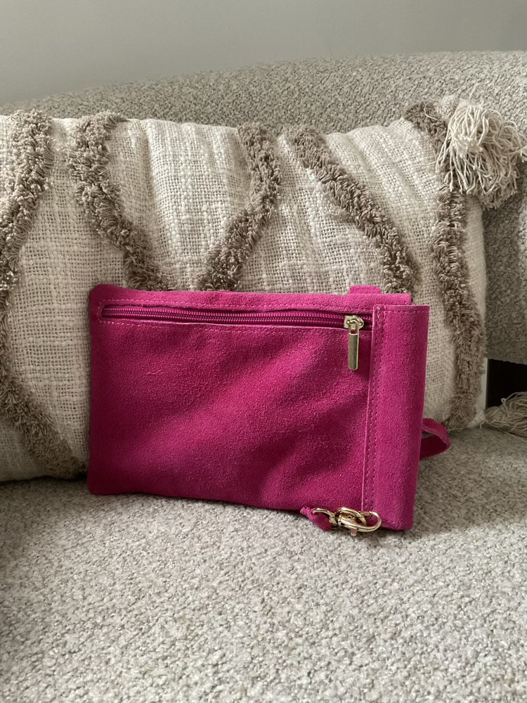 Pochette Téléphone cloutée 