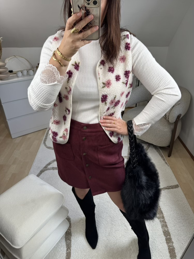 Gilet Sherpa fleuri tons bordeaux rose 