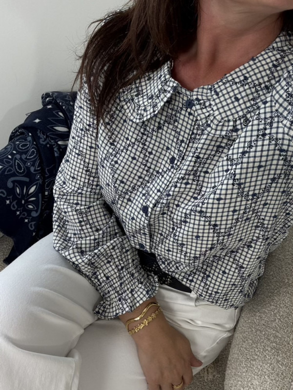 Chemise col Claudine volanté à carreaux 