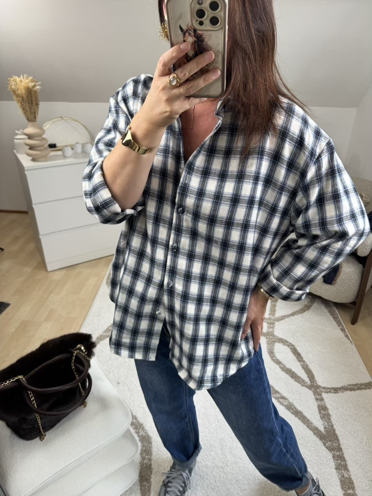 Chemise à carreaux petit cœur brodé 