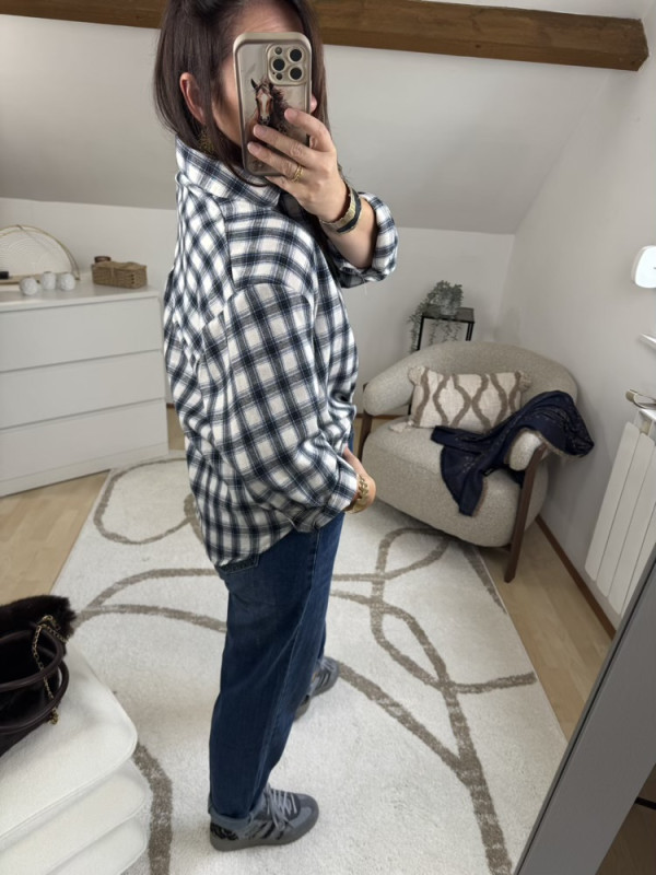Chemise à carreaux petit cœur brodé 