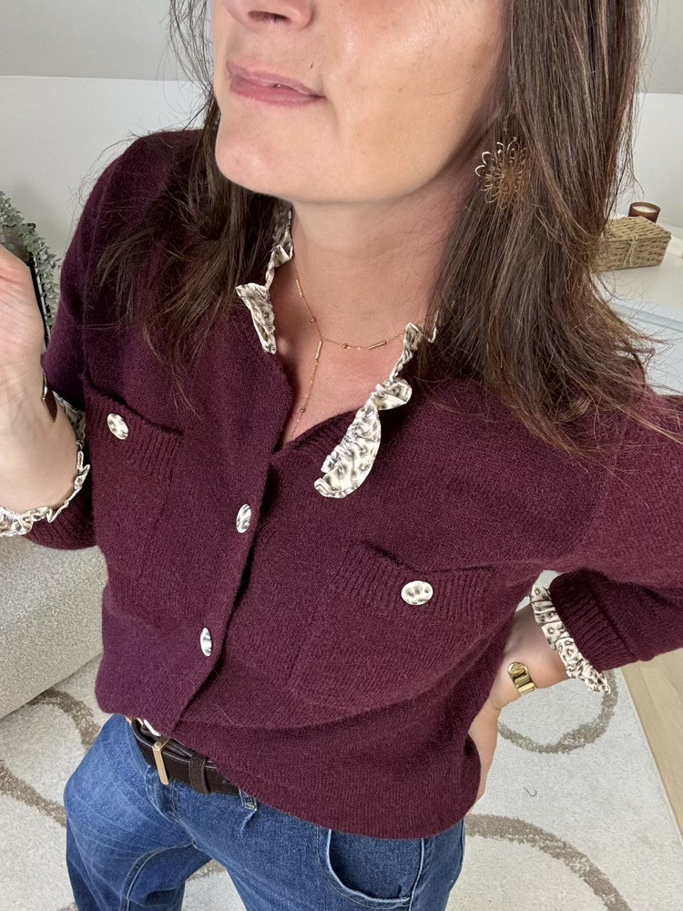 Gilet Bordeaux détails motif animalier 