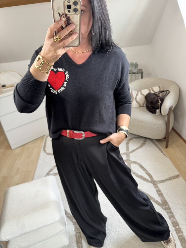 Pull col V motif au dos 
