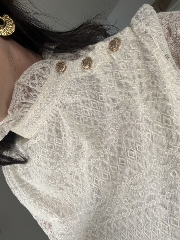 Blouse dentelle écrue 