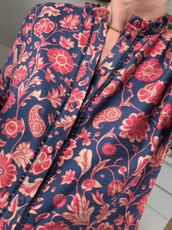 Chemise bleu marine et corail 