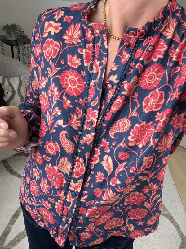 Chemise bleu marine et corail 