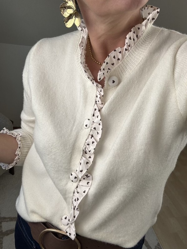 Gilet écru  détails motifs cœurs Choco 