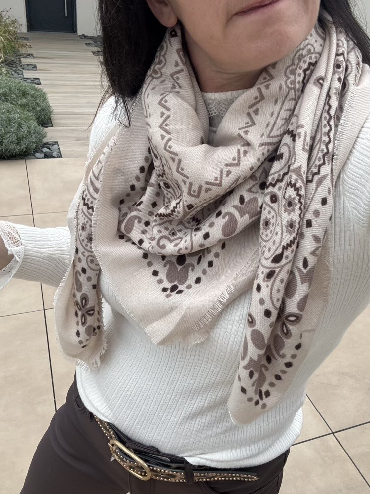 Foulard 110*110 Beige Taupe Choco 