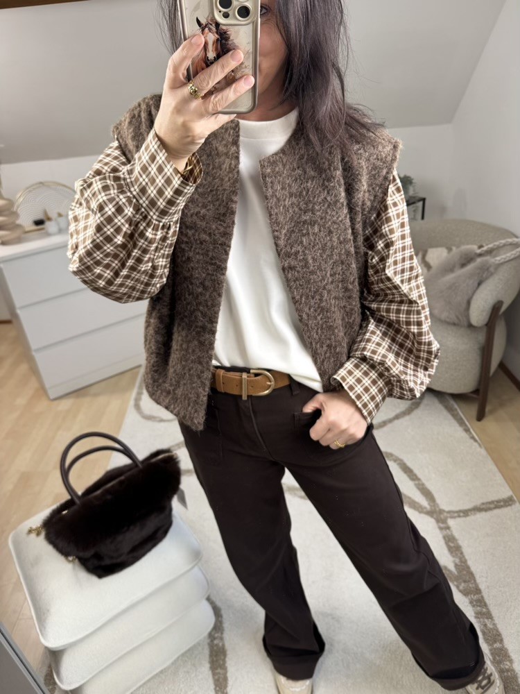 Sweat écru manches bouffantes à carreaux 